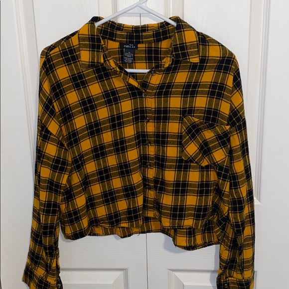 Rue21 Tops - Yellow and Black Striped Long Sleeve Top